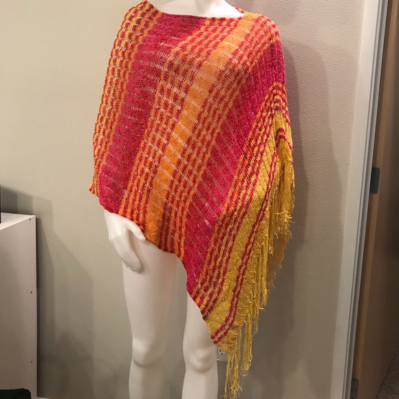 Tralia Sodi Sweaters - Tralia Sodi Poncho